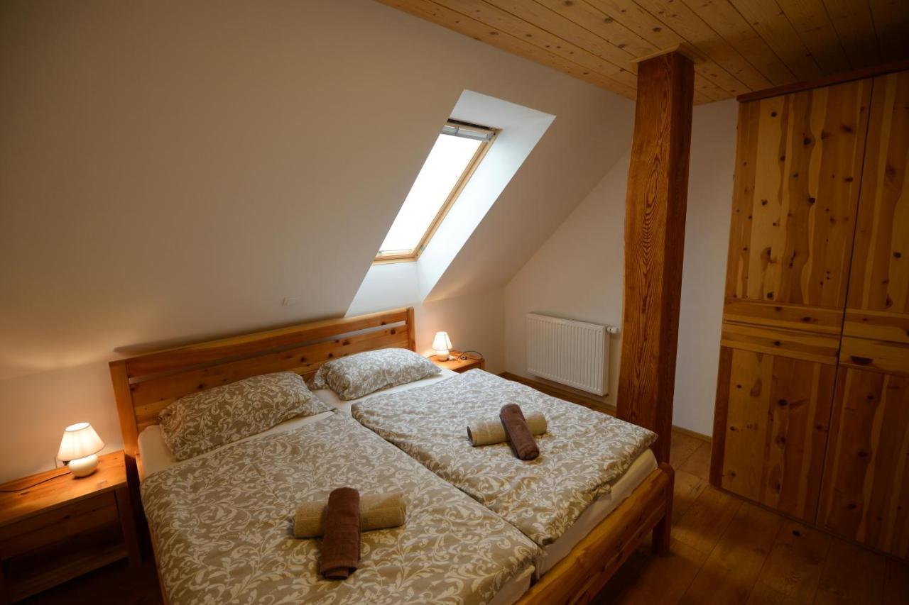 Apartmaji Pekovec Бохінь Екстер'єр фото